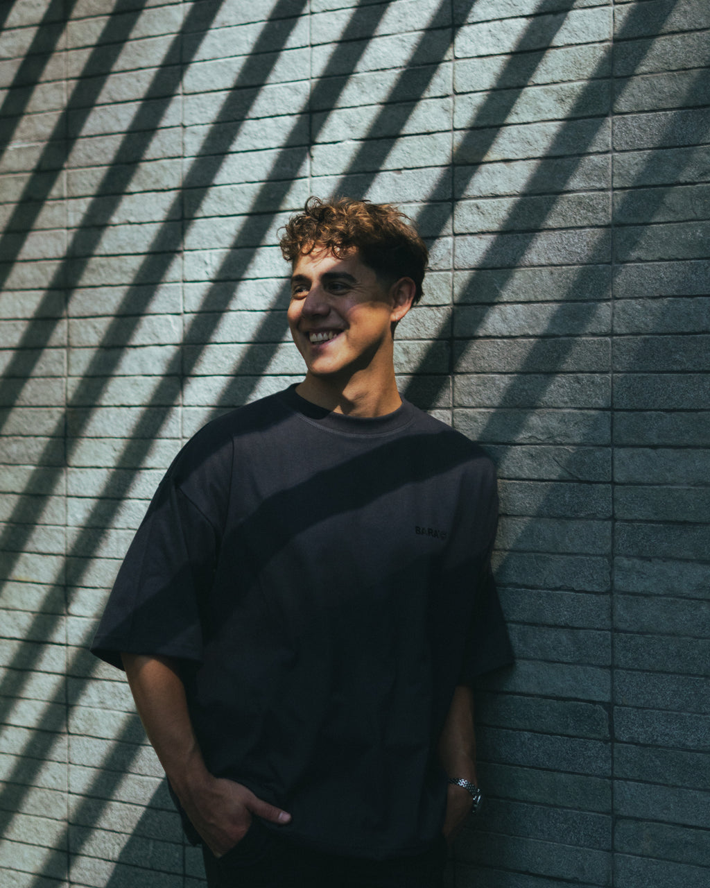 Boxy Fit - Why not believe? Gris pizarra